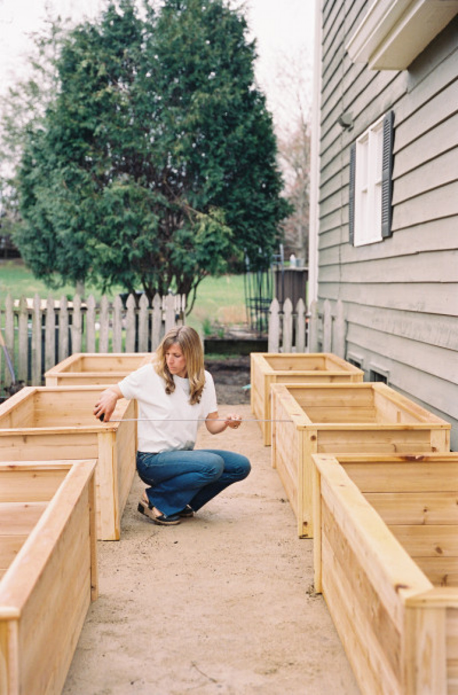5 ways to make money as a gardener - become a garden contractor