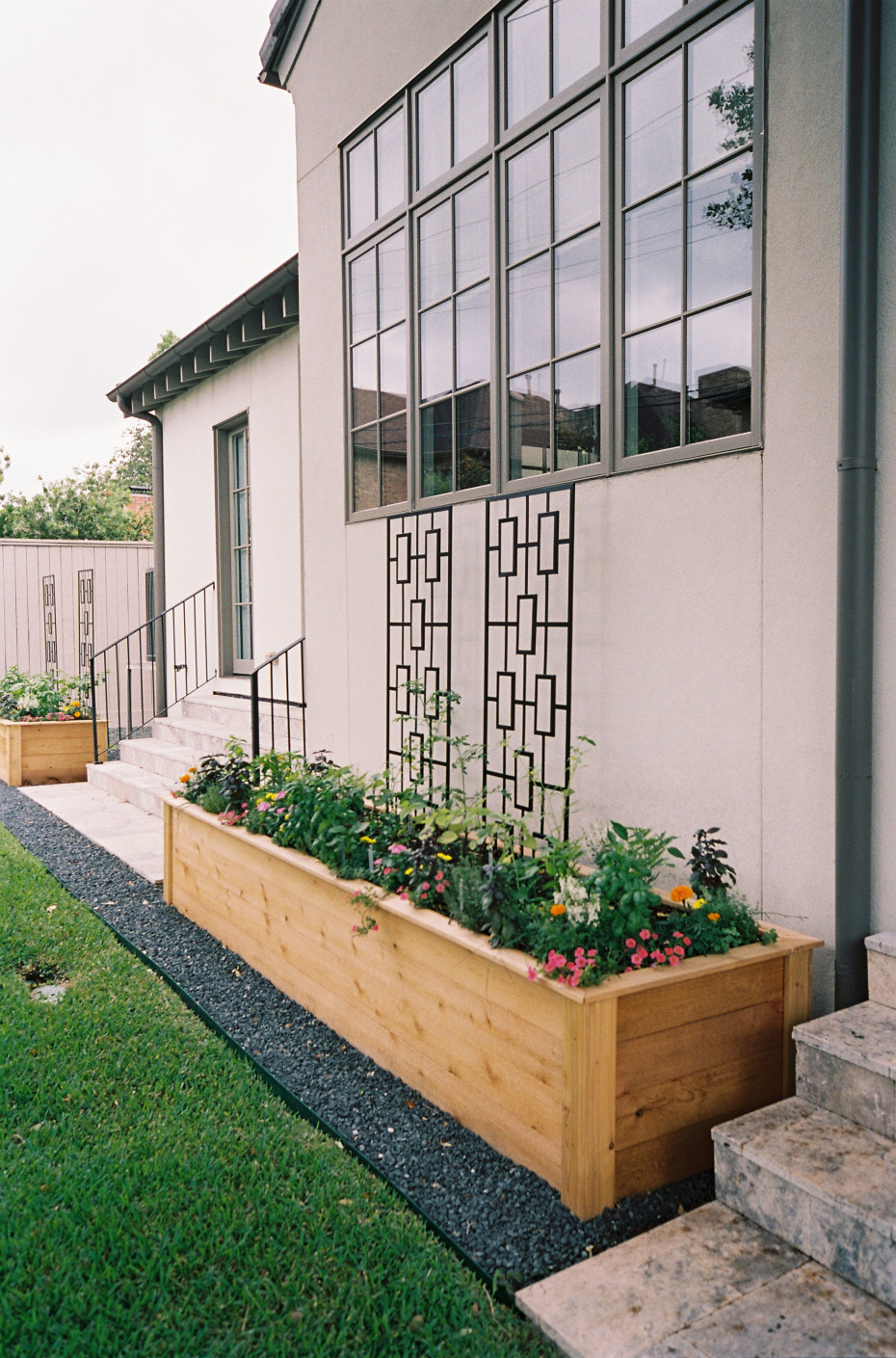 southern backyard living on Border Raised Bed Kitchen Garden In Southern Living Gardenary